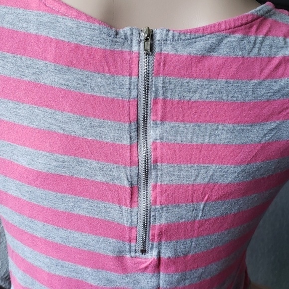 Jessica Simpson zipper maternity top small stripes - Picture 7 of 8